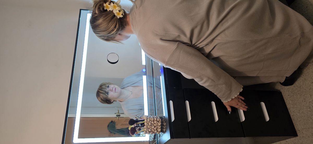 7 Essential Tips Every Client Should know: Insights from a Professional Makeup Artist
